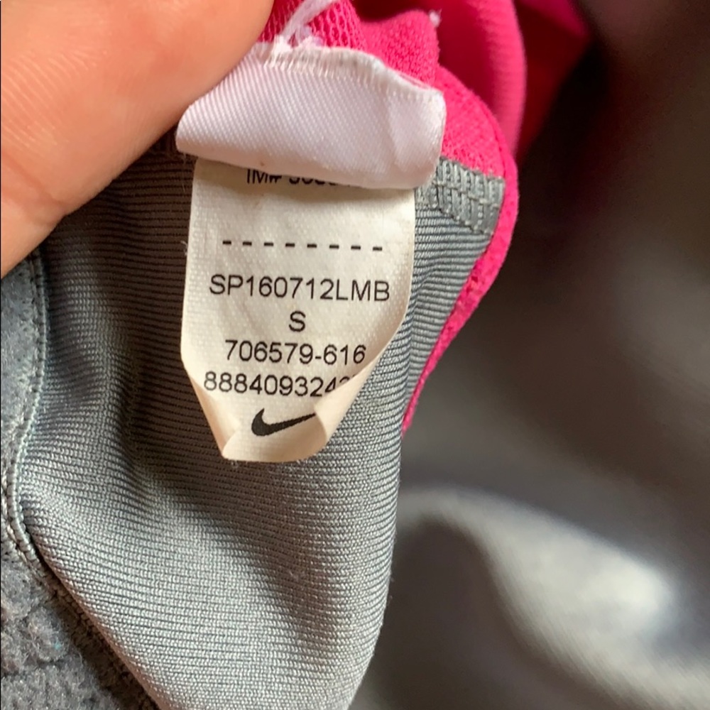 Sports bra - Picture 3 of 3